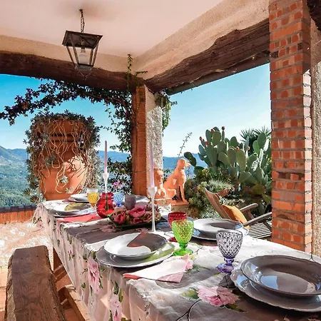 Casa La Borra Holiday home Camaiore